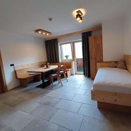 לאדיס Apart Hotel Ideal מראה חיצוני תמונה