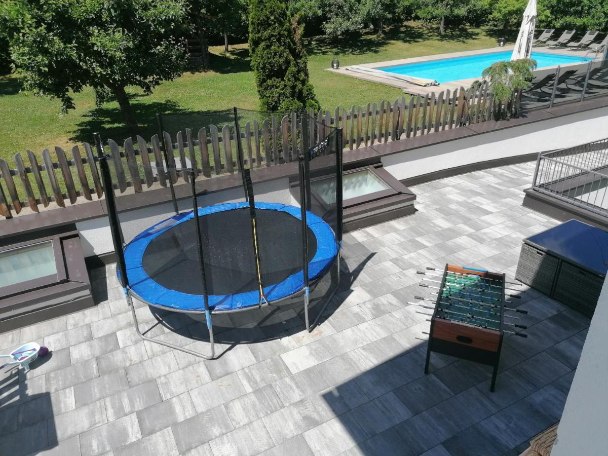 לאדיס Apart Hotel Ideal מראה חיצוני תמונה