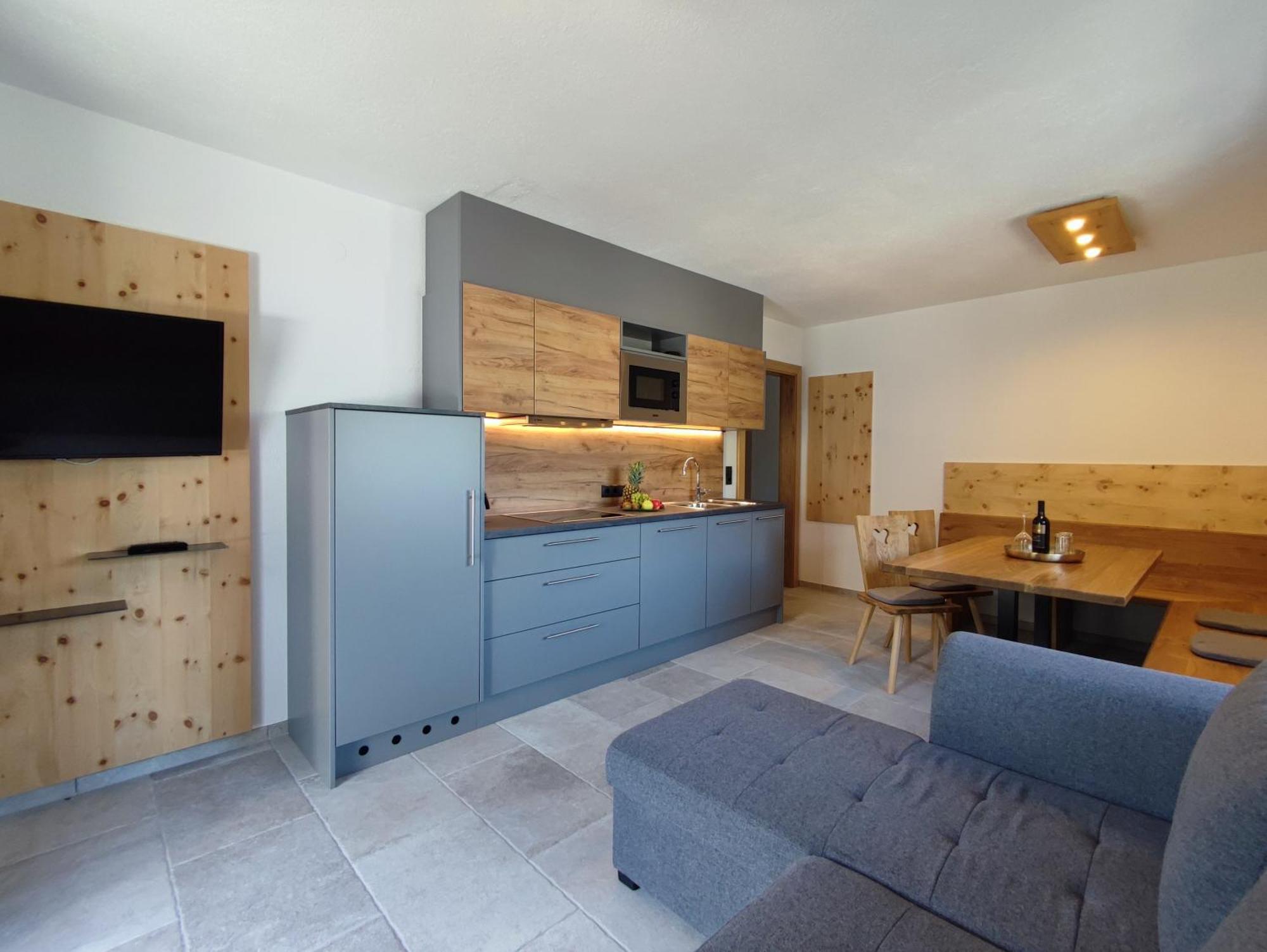 לאדיס Apart Hotel Ideal מראה חיצוני תמונה
